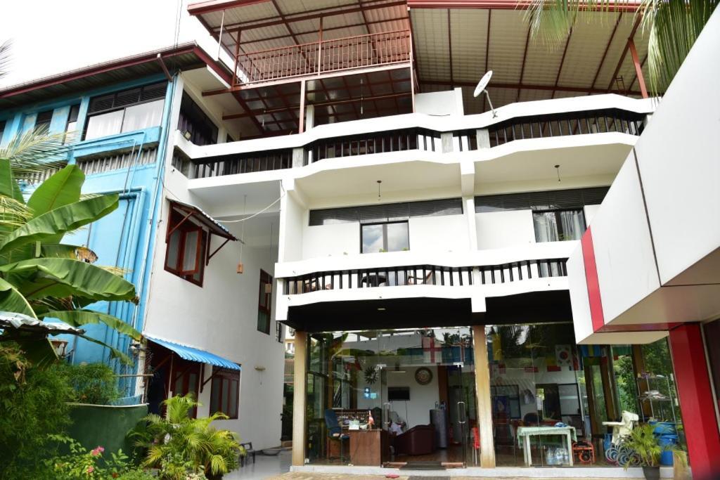 Relax Inn Hikkaduwa Extérieur photo